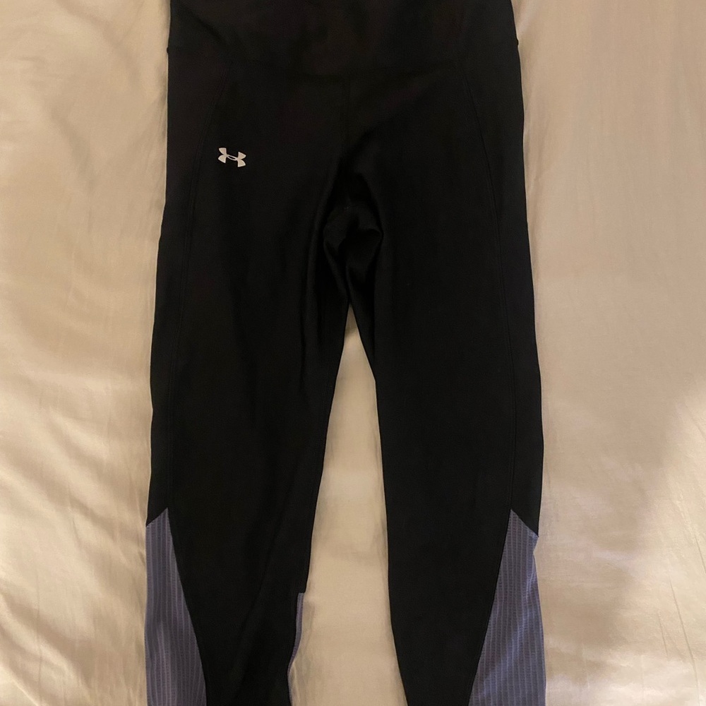 Under Armour Womens Black Capris
